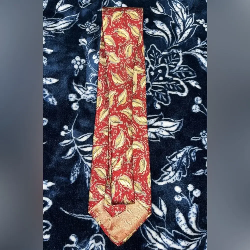 JOSEPH ABBOUD Made in Italy Men's 100% Silk Tie
